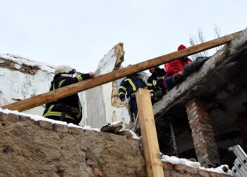 Обрушение стены дома: есть погибший и пострадавшие