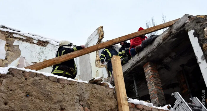 Обрушение стены дома: есть погибший и пострадавшие