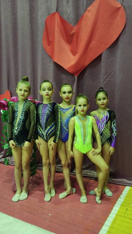 Шестнадцать медалей измаильских гимнасток на турнире "Валентинка" - Город 24