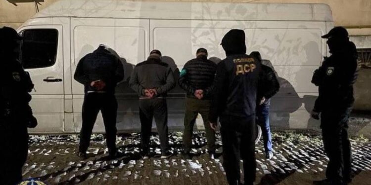 В Одессе обезвредили банду, которая воровала технику со складов у «Седьмого километра»: ее главарь — «смотрящий» за Бессарабией