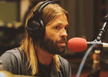 Тело барабанщика группы Foo Fighters Тейлора Хокинса нашли в колумбийском отеле