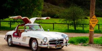 Культове купе Mercedes-Benz 300 SL 1956 року продали за рекордну суму » Автоновости
