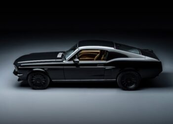 На классический Ford Mustang добавили два электромотора » Автоновости