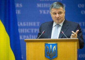 Кандидати в президенти попросили охорону у поліції