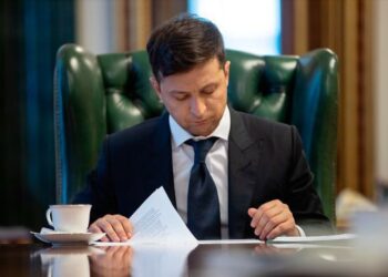 Володимир Зеленський підписав антирейдерський закон