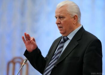 Кравчук запропонував «рецепт» завершення війни між Україною і Росією