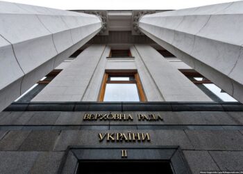 ЦВК зареєструвала перших 25 народних депутатів