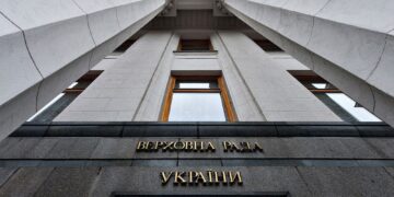 ЦВК зареєструвала перших 25 народних депутатів