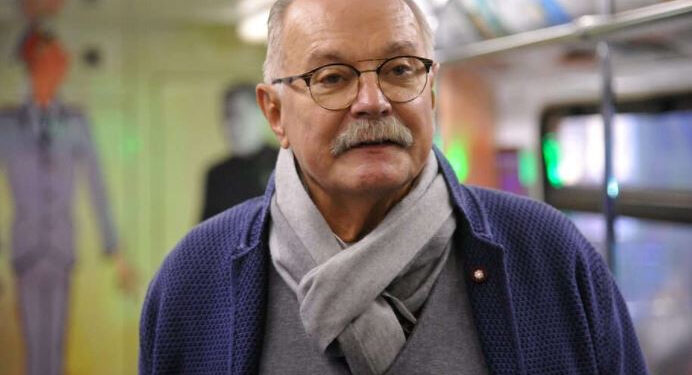 «Латвия? А это где?»: Никита Михалков отреагировал на решение Риги внести его в черный список