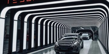 Концерн Tesla начинает поставки Model Y немецкого производства » Автоновости