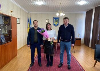 БАГАТОДІТНІЙ МАТЕРІ АРЦИЗЬКОЇ ГРОМАДИ ПРИСВОЄНО ПОЧЕСНЕ ЗВАННЯ УКРАЇНИ «МАТИ – ГЕРОЇНЯ»