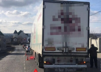 ДТП в Овидиопольском районе: женщина погибла под колесами грузовика