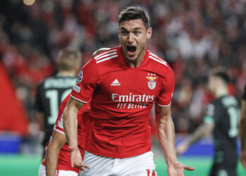 Роман Яремчук пропустит ближайшие матчи «Бенфики» (10 марта 2022 г.) — Новости футбола