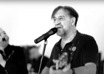 Юрий Шевчук выпустил клип с кадрами бомбардировок Мариуполя