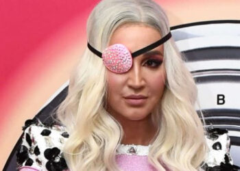 Бузова лишилась ежегодного заработка в 55 млн рублей из-за блокировки Instagram