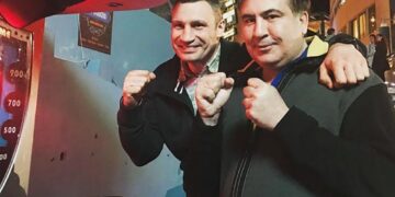 Саакашвілі: Ми можемо разом з партією Кличка піти на вибори, але людей Порошенко в партії «Удар» потрібно посадити