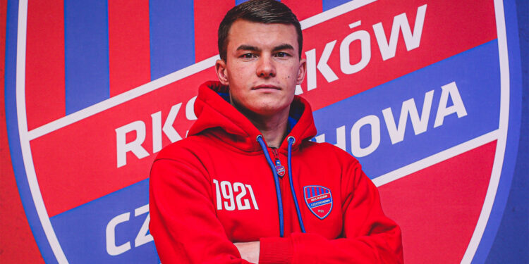 Кочергин стал одноклубником Шкурина (27 марта 2022 г.) — Новости футбола