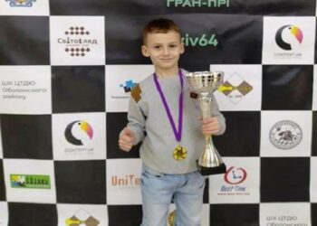Юний черкащанин став абсолютним переможцем шахового турніру
