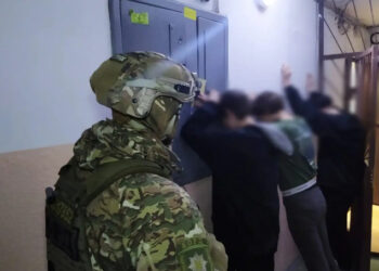 Молодая девушка продавала наркотики на улице и в ночных заведениях