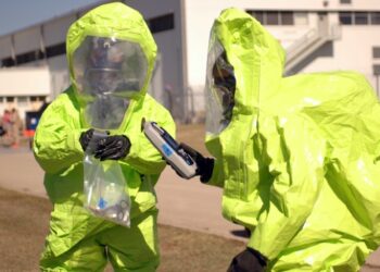 ПАМ’ЯТКА:  ЩО РОБИТИ У РАЗІ ХІМІЧНОЇ НЕБЕЗПЕКИ?