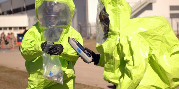 ПАМ’ЯТКА: ЩО РОБИТИ У РАЗІ ХІМІЧНОЇ НЕБЕЗПЕКИ?