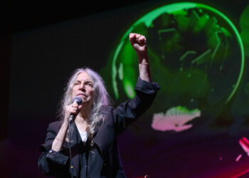 Патті Сміт переклала гімн України англійською |