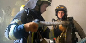 Пожар на Армейской: эвакуировано 7 человек