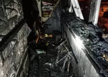 Пожар в пятиэтажке на Нахимова —  (ФОТО)