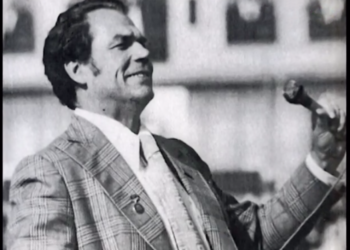 Що треба знати про Дмитра Гнатюка – легендарного виконавця пісень «Два кольори» та «Києве мій» |