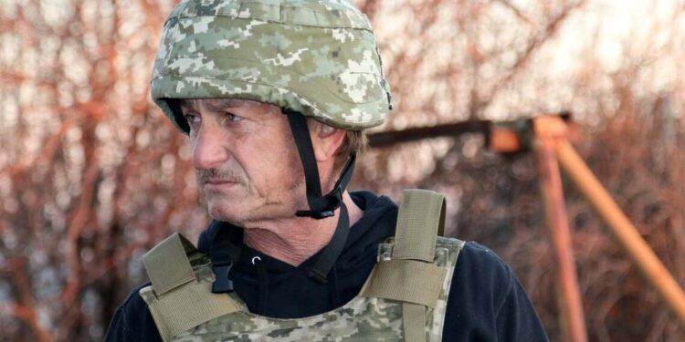 Шон Пенн снимает в Киеве документалку о войне