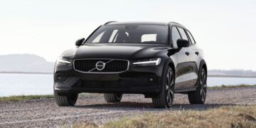 Volvo S60 и V60 перешли в 2023 модельный год: не только декор — АВТО НОВОСТИ