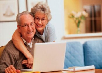 У Пенсійному фонді розповіли, хто має право на достроковий вихід на пенсію