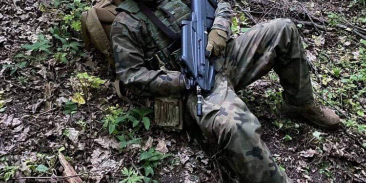 Бойцы ВСУ уже истребляют русских оккупантов из бельгийских штурмовых винтовок FN-2000 (ФОТО) (23 мая 2022 г.) — Новости футбола