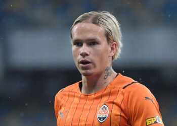 Мудрик прошёл медосмотр в «Байере» (28 мая 2022 г.) — Новости футбола