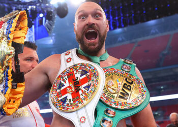 Тайсон Фьюри купил очки за 250 рублей после того, как заработал более 2,2 млрд за победу над Уайтом