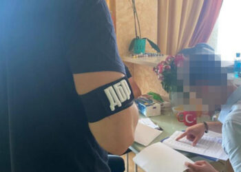 ДБР розслідує 360 справ про держзраду і колабораціонізм