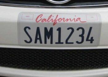 У Каліфорнії автомобільні номери замінять наклейками » Автоновости