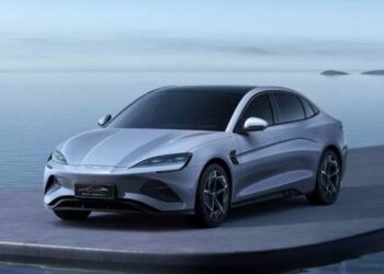 Китайський конкурент Tesla викликав шалений ажіотаж » Автоновости