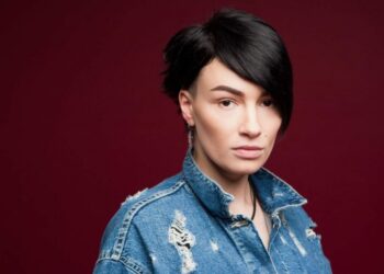 Співачка Анастасія Приходько йде на вибори до ради від «Батьківщини»