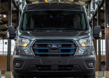 Компанія Ford змусить автомобілі їздити згідно знаків швидкості » Автоновости