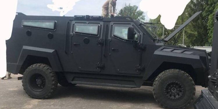 Україна отримала першу партію бронемашин Senator » Автоновости