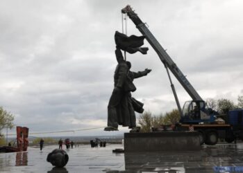 Ткаченко: Перейменуванням та знищенням памʼяток не можна займатись бездумно