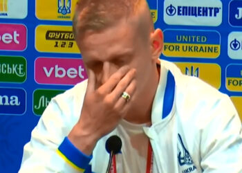 ВИДЕО: Зинченко не смог сдержать слёз перед матчем Шотландия — Украина, говоря о войне (31 мая 2022 г.) — Новости футбола