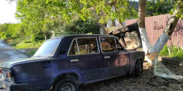 ДТП в Великом Дальнике: водитель протаранил дерево