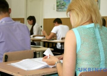 Випускникам нагадали, що до 7 червня треба підтвердити участь у мультипредметному тесті