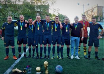 Итоги Чемпионата по футболу, длившегося почти полгода —  (ФОТО)