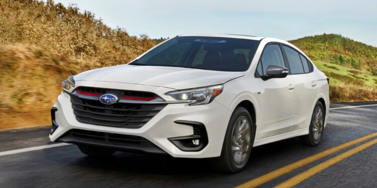 Обновлённый Subaru Legacy: огрубевшее лицо и более мощный мотор для версии Sport — АВТО НОВОСТИ