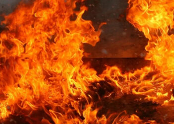 При пожаре в частном доме в Одессе спасли мужчину