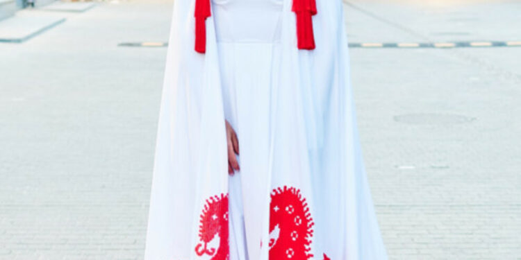 Сукню Джамали з відкриття Євробачення виставили на благодійний аукціон: фото, ціна |