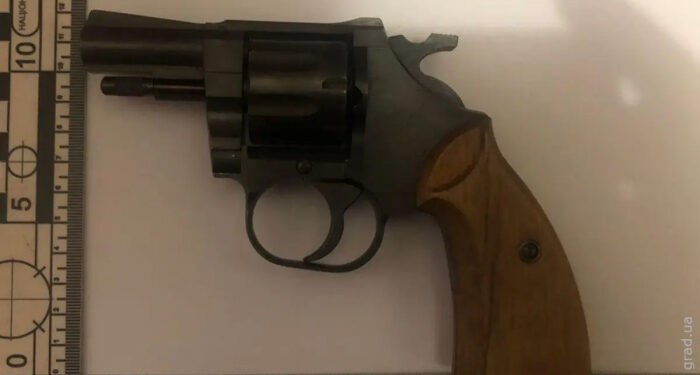 У двух жителей Одесской области полицейские изъяли оружие